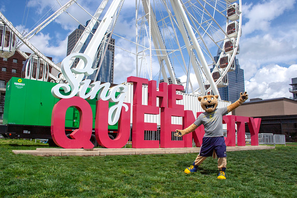 Joe Lion on the Hunt for Some Cincy Ice Cream!!!
