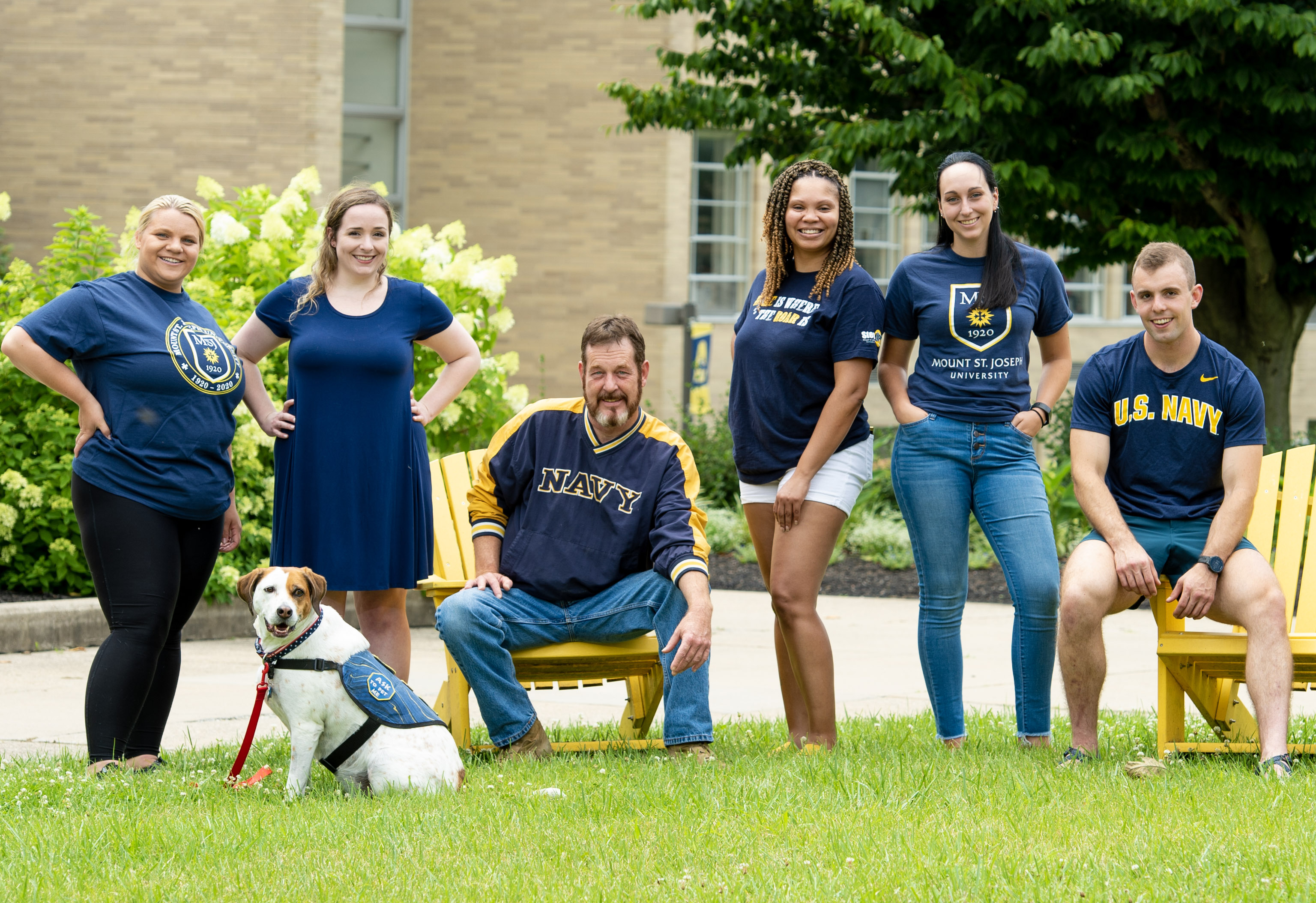 transfer students sitting in msj quad