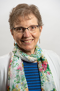 headshot of Karen Holtgrefe