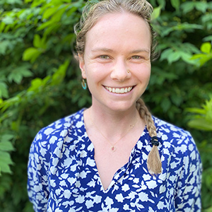 caroline meyer smiling in profile headshot