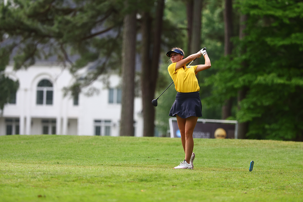 women's golf