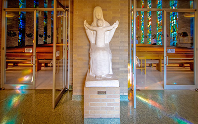 Mater-Dei-entrance.jpg