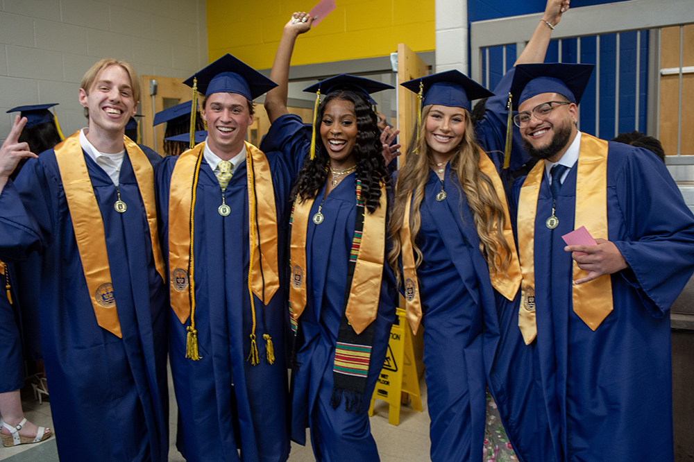 2025-grads.jpg